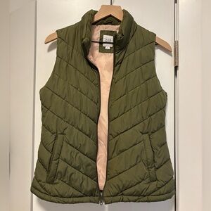 GAP Khaki Green Quilted Vest